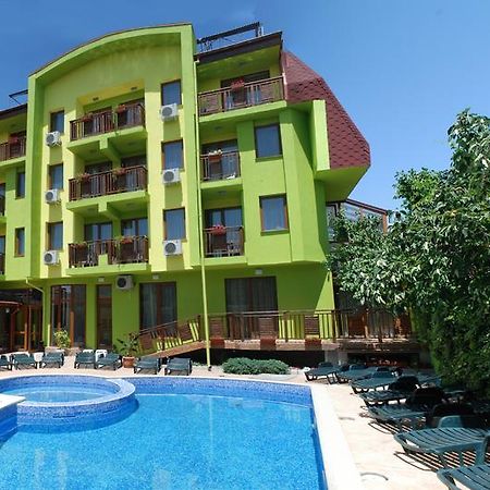 Green Hisar Hotel Family Hisarya Bagian luar foto