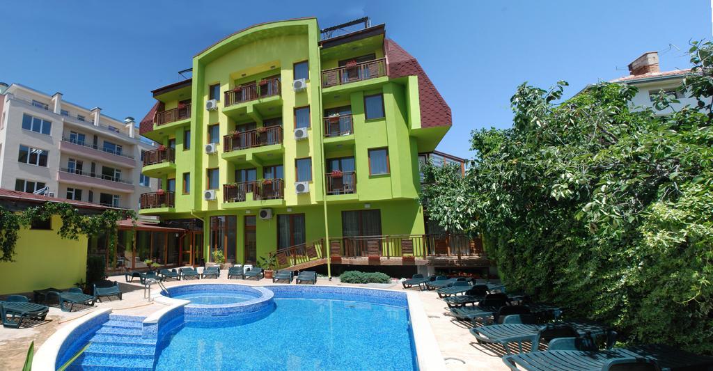 Green Hisar Hotel Family Hisarya Bagian luar foto